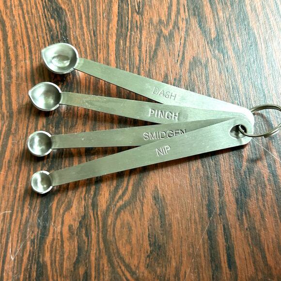 Vintage Mini Measuring Spoons Set – Dash Nip Smidgen Pinch Stainless - Picture 3 of 7
